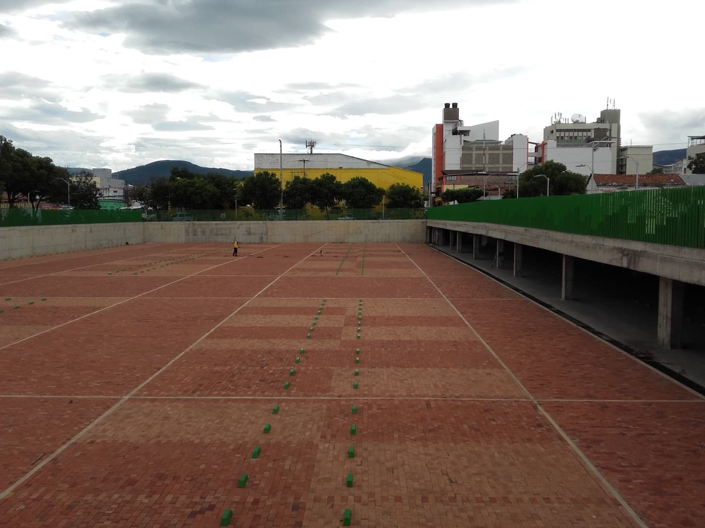Hueco en vía del barrio Babaria, Cúcuta